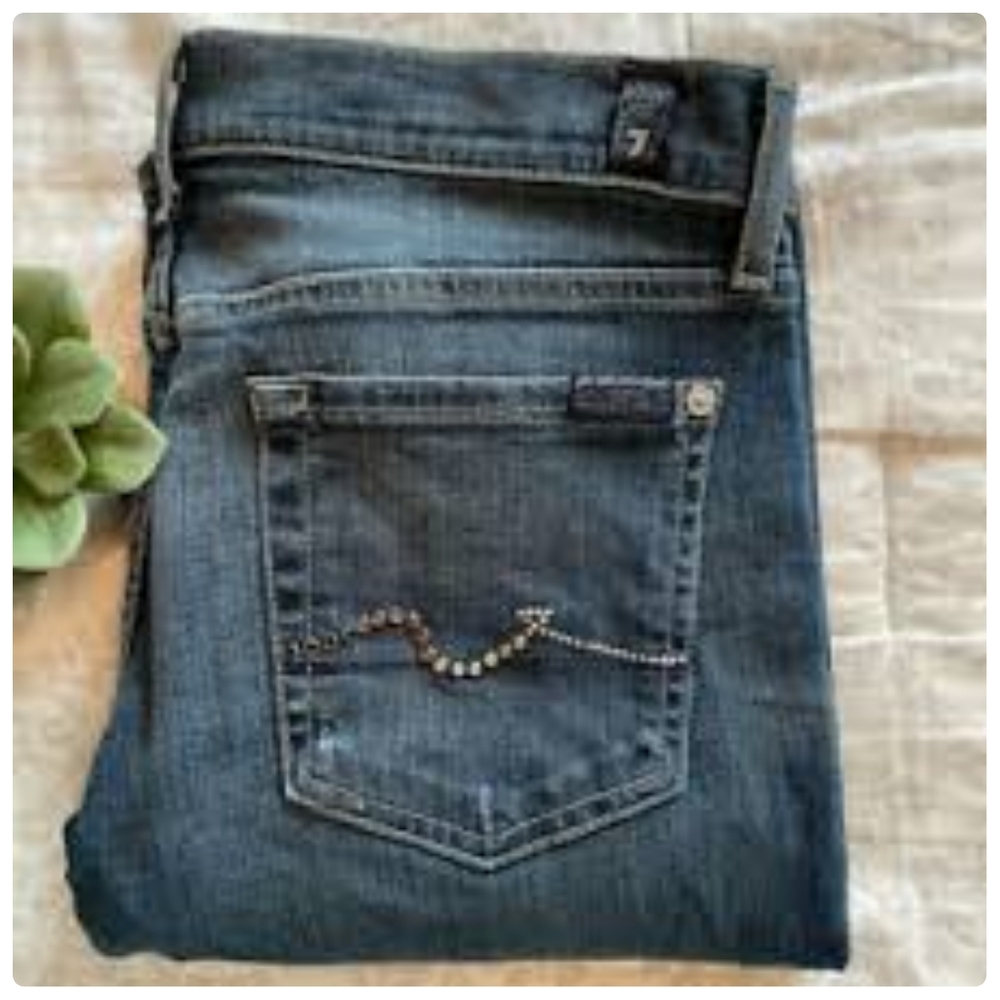 7FAM Bootcut Rhinstone Pocket Jeans Size 31●
